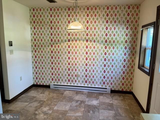 Photo - 224 W 8th St