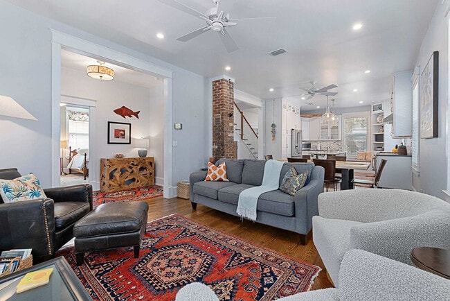 Building Photo - 146 Blanco St Unit ID1281949P