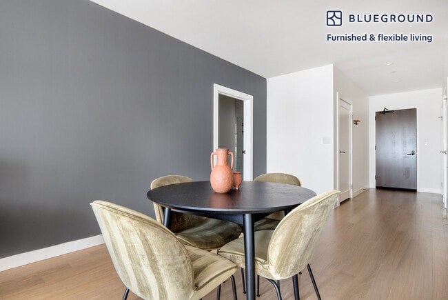 Photo - 775 Beacon St Unit FL5-ID854