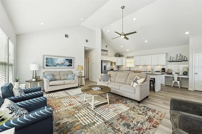 Building Photo - 1714 TX-87 Unit ID1252629P