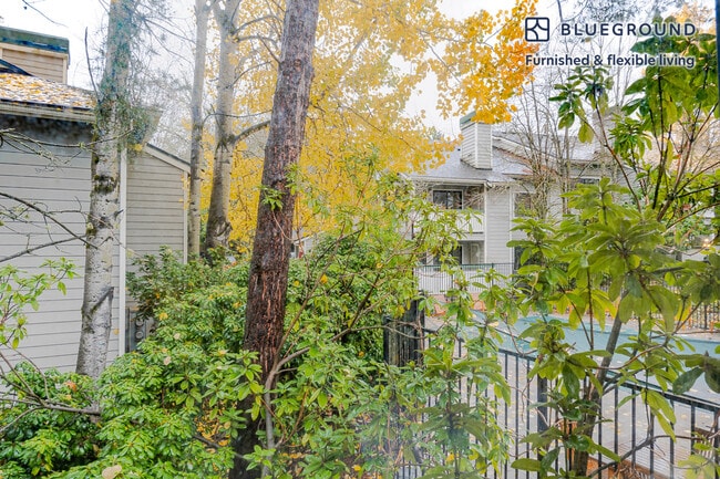 Photo - 15850 NE 40th St Unit FL2-ID968