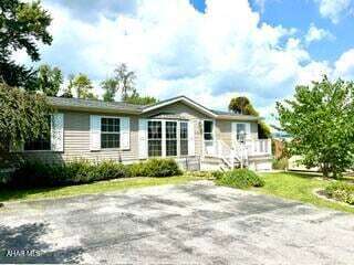 Photo - 126 Scenic Rd