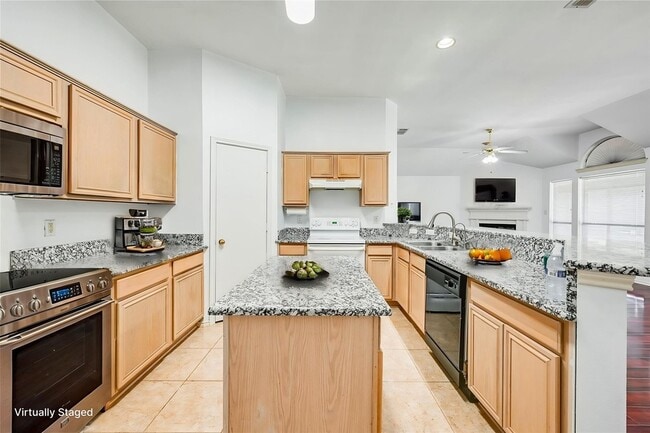 Photo - 700 N Emma Dr
