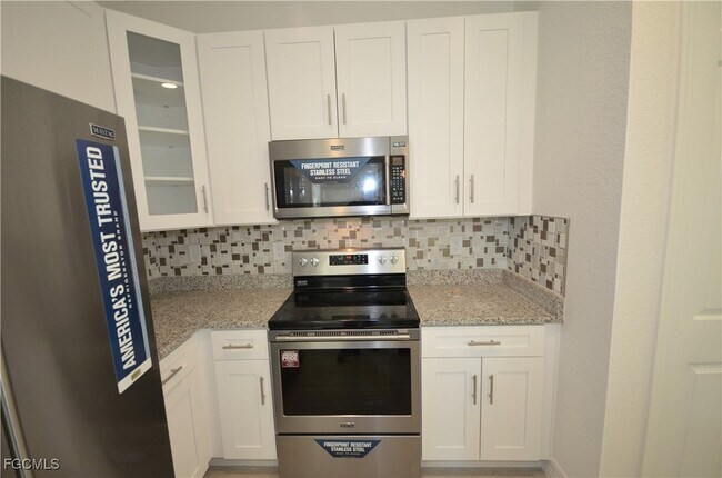 Photo - 272 Pelton Cir