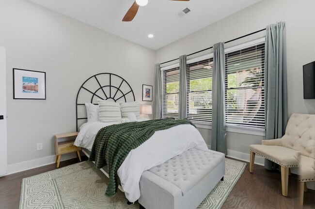 Photo - 907 Beecher St SW Unit SI ID1609633P
