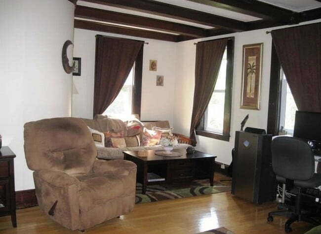 Photo - 63 Whitman Ave Unit 3