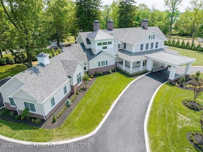 Photo - 489 Sycamore Ave