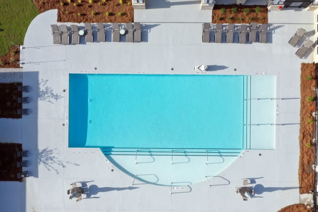 Pool - The Station at Savannah Quarters