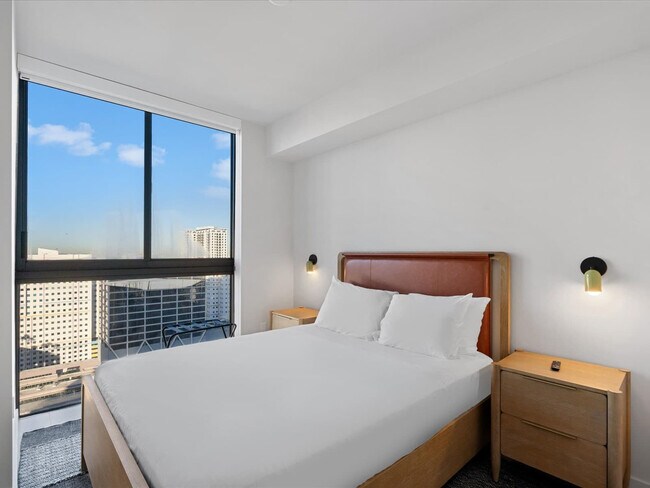 Photo - 11 NE 6th St Unit SI ID1376602P