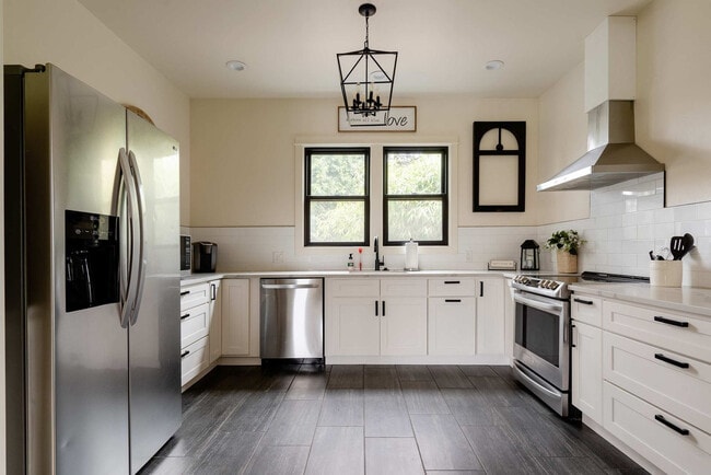 Photo - 3324 SE 24th Ave Unit ID1309837P