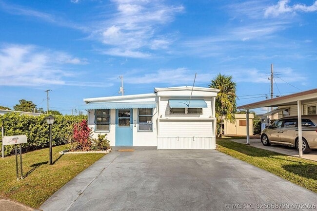 Building Photo - 14556 Glenview Dr