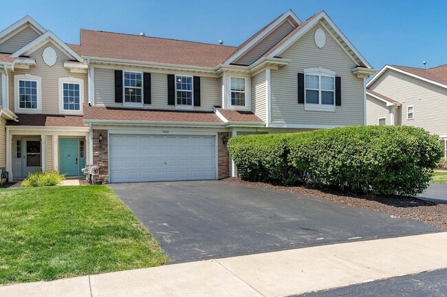 Building Photo - 9006 Leicester Way