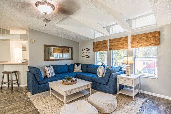 Building Photo - 2275 S Hunt Point Unit ID1049738P