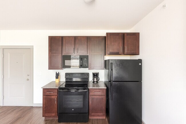 Photo - 111 E 4th St Unit SI ID1298592P