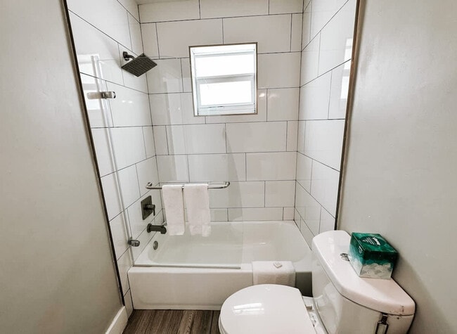 Photo - 50 Davie Blvd Unit SI FL2-ID1504030P