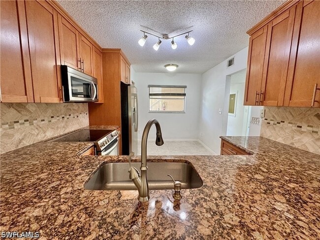 Building Photo - 661 Squire Cir Unit 101