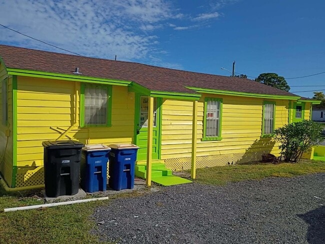 Building Photo - 713 N 19th St