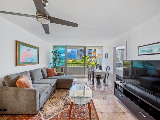 Building Photo - 1676 Ala Moana Blvd Unit SI FL4-ID1586967P