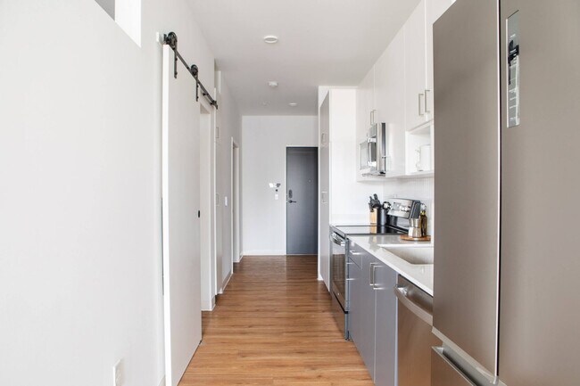 Photo - 1237 N Van Buren St Unit SI ID1379023P