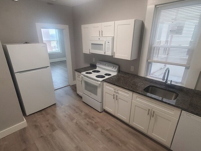 Photo - 738 Washington St Unit 11