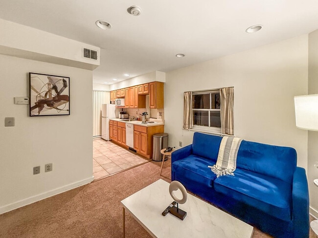 Photo - 250 S 17th St Unit ID1285556P