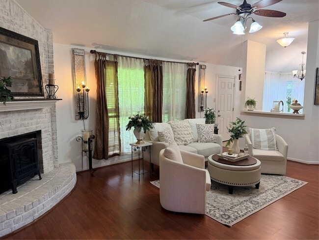 Photo - 8602 Lazy Brook Ln