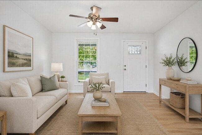 Photo - 305 Becklea Dr