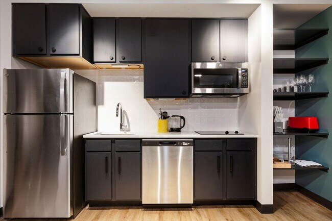 Photo - 611 Commerce St Unit ID1267097P