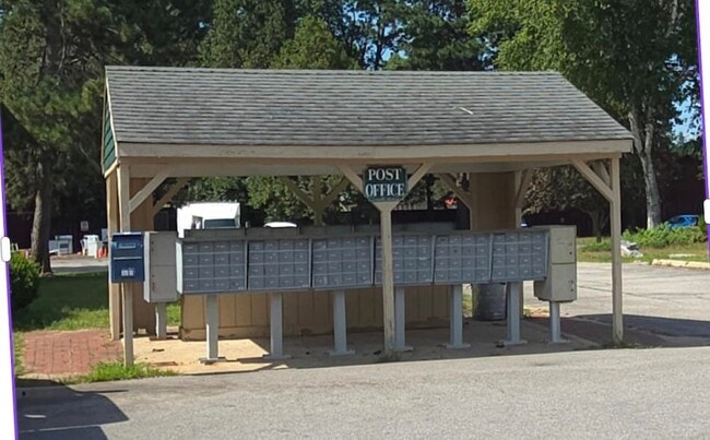 Photo - 185 Loudon Rd Unit 8