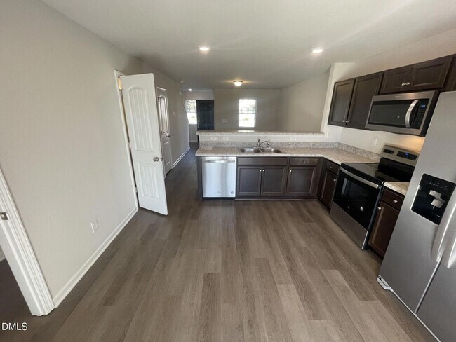 Photo - 2059 Wiggins Village Dr