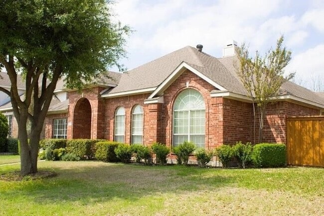 Photo - 5709 Maidstone Dr