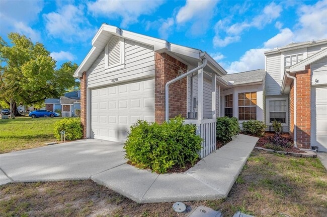 Photo - 3121 Beecher Dr E