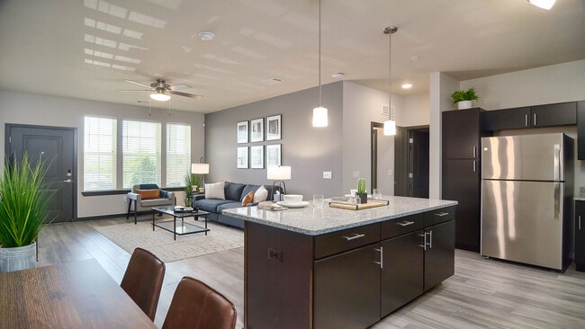 Building Photo - Springs at Lake Elmo