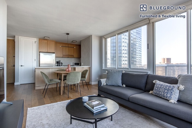 Photo - 560 W 43rd St Unit SI FL40-ID1395