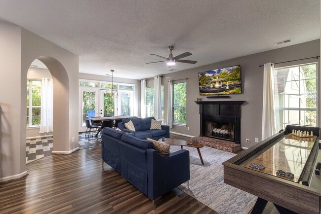 Photo - 9 Walthour Cove Unit ID1369221P