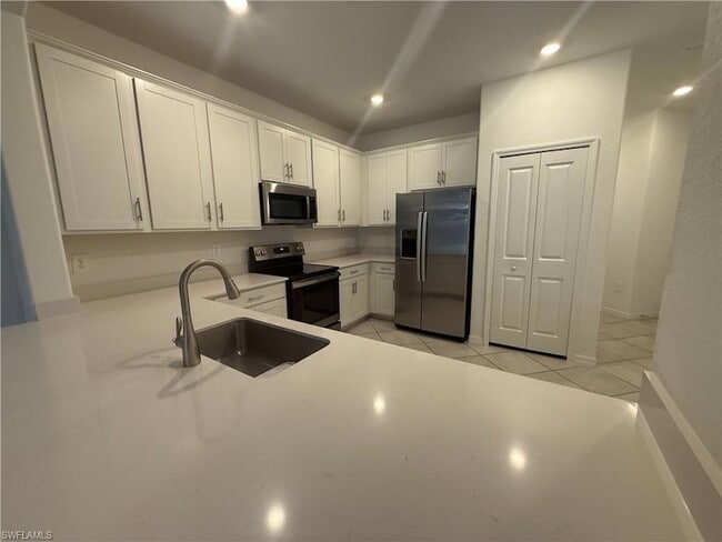 Photo - 2224 Dragonfruit Wy