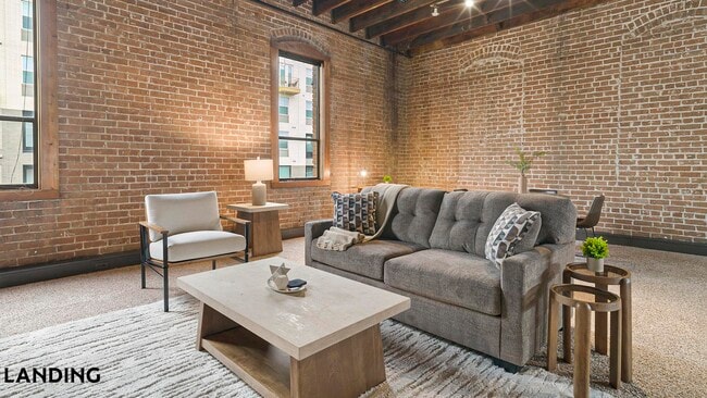 Building Photo - 2115 Runnels St Unit 3405