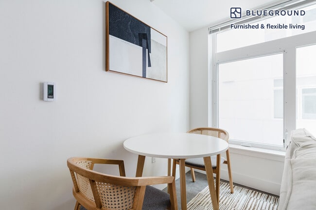 Photo - 622 Rainier Ave S Unit SI FL4-ID797