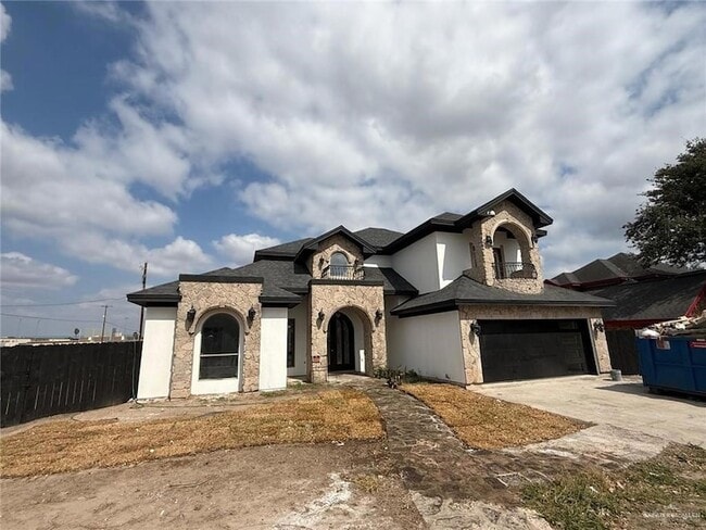 Photo - 801 Alameda Dr