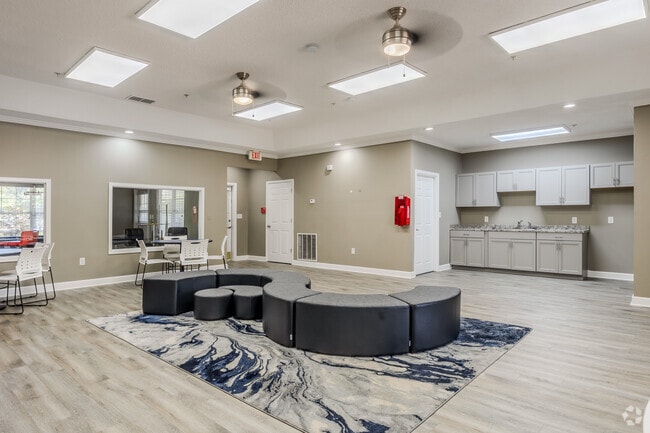 Clubhouse - The Park at Arlington Apartments