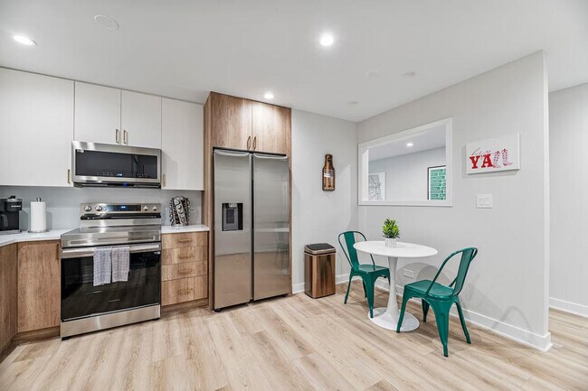 Photo - 2335 W Touhy Ave Unit ID1062699P