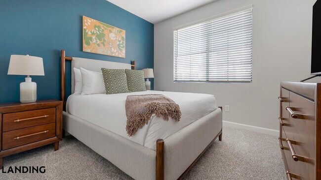 Photo - 9242 W Russell Rd Unit 01-201