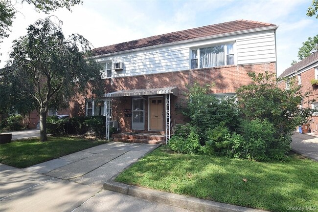 Photo - 7336 197th Street