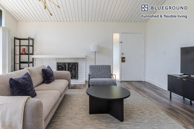 Photo - 801 Middlefield Rd Unit SI FL2-ID1915