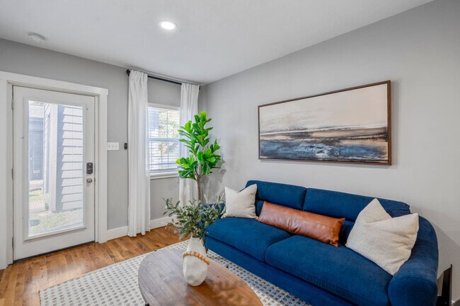 Photo - 4952 Polk St Unit SI ID1531102P