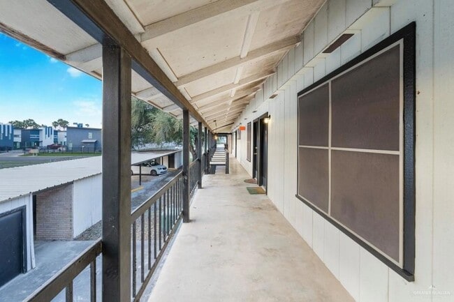 Photo - 1600 S Bridge Ave