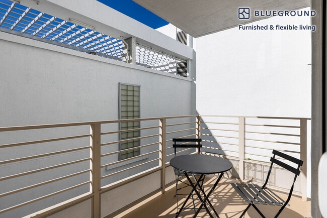 Photo - 110 SW 12th St Unit FL7-ID85