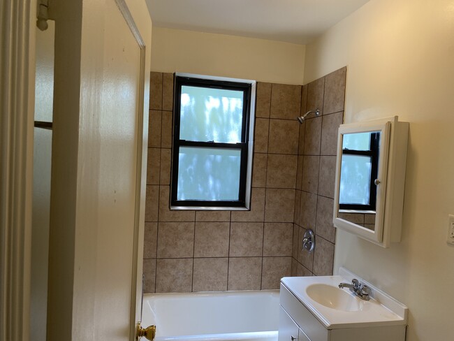 Photo - 8201 S Michigan Avenue