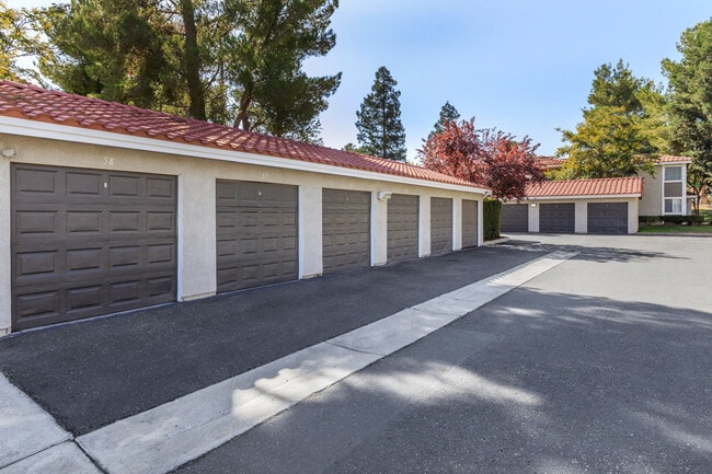 Photo - Sunset Pointe