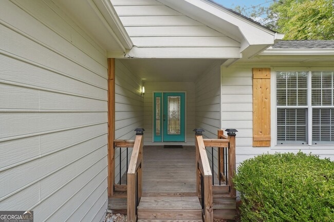 Photo - 3149 Lakeview Pkwy